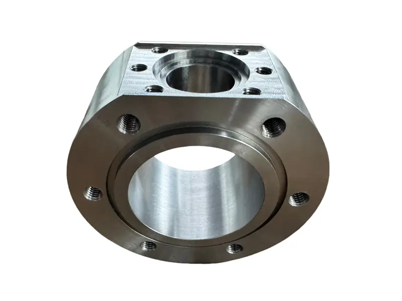 CNC Machined Stainless Steel Valve Body for Industrial Use (1).jpg